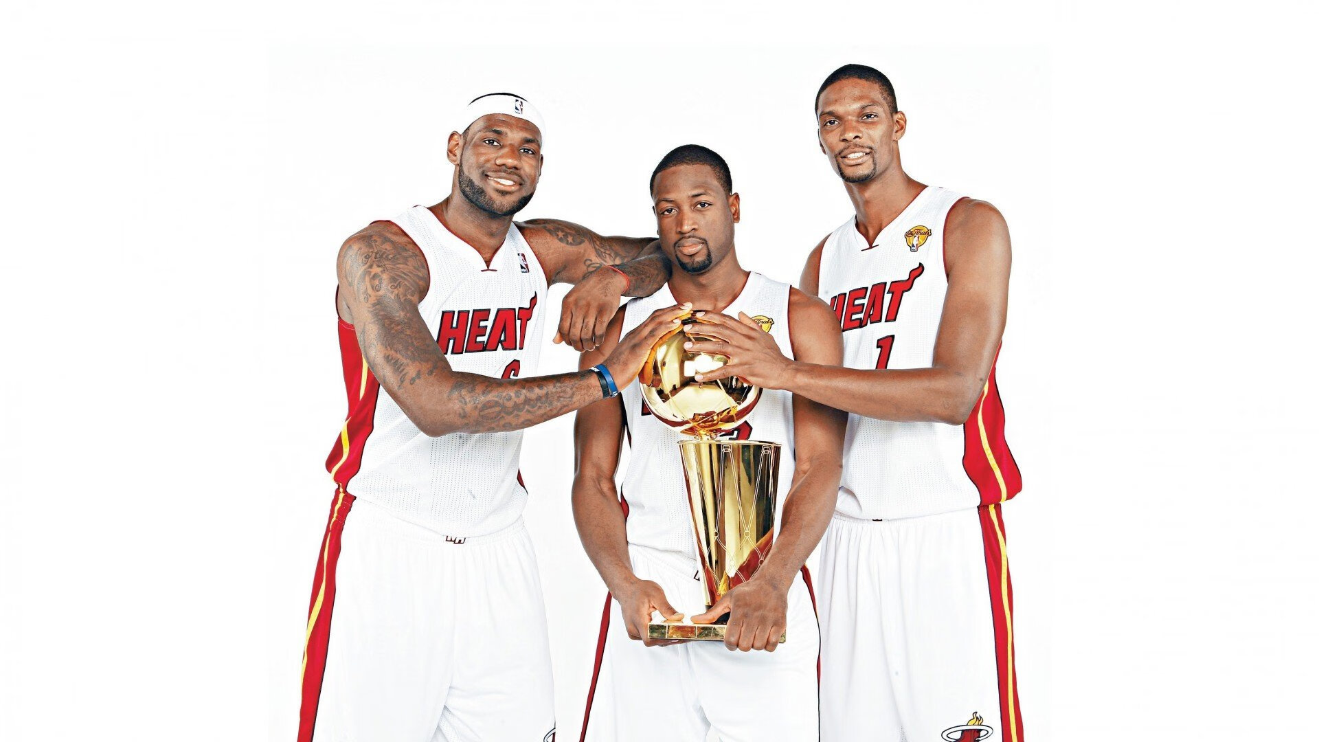 京多安的中国战袍，一场平行时空的威尔士对决